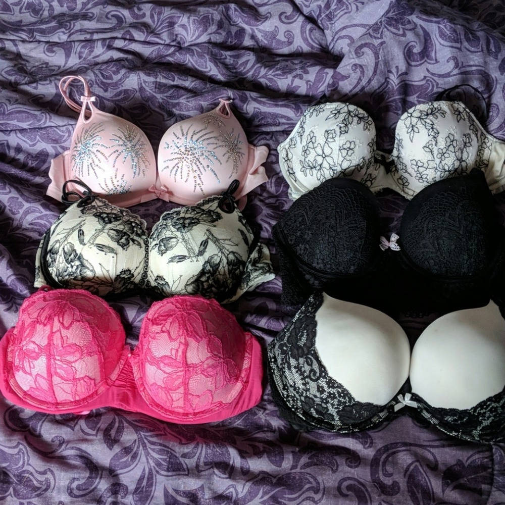 VS Black and white bra